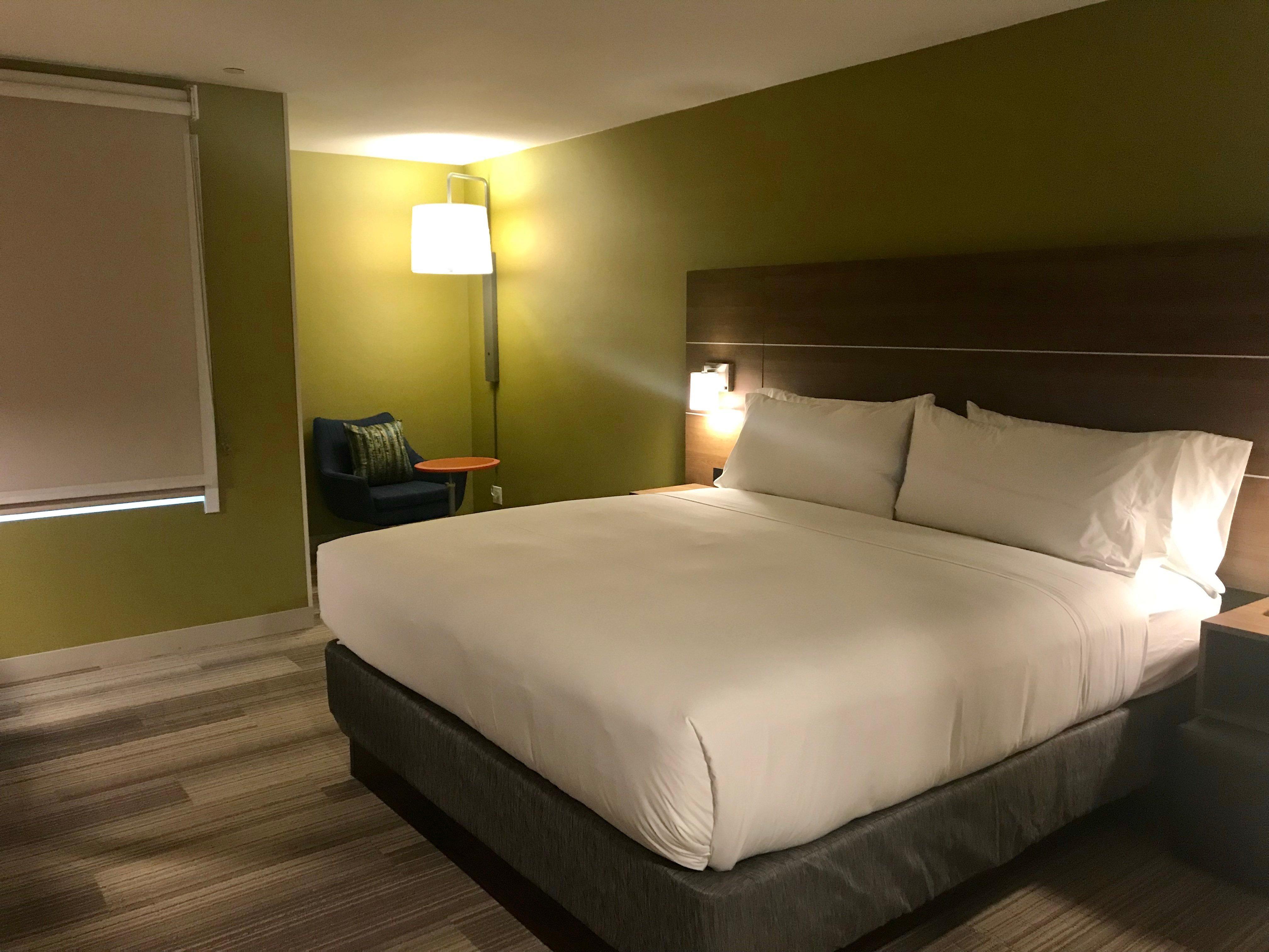 Holiday Inn Express & Suites Pasadena - Los Angeles By Ihg מראה חיצוני תמונה