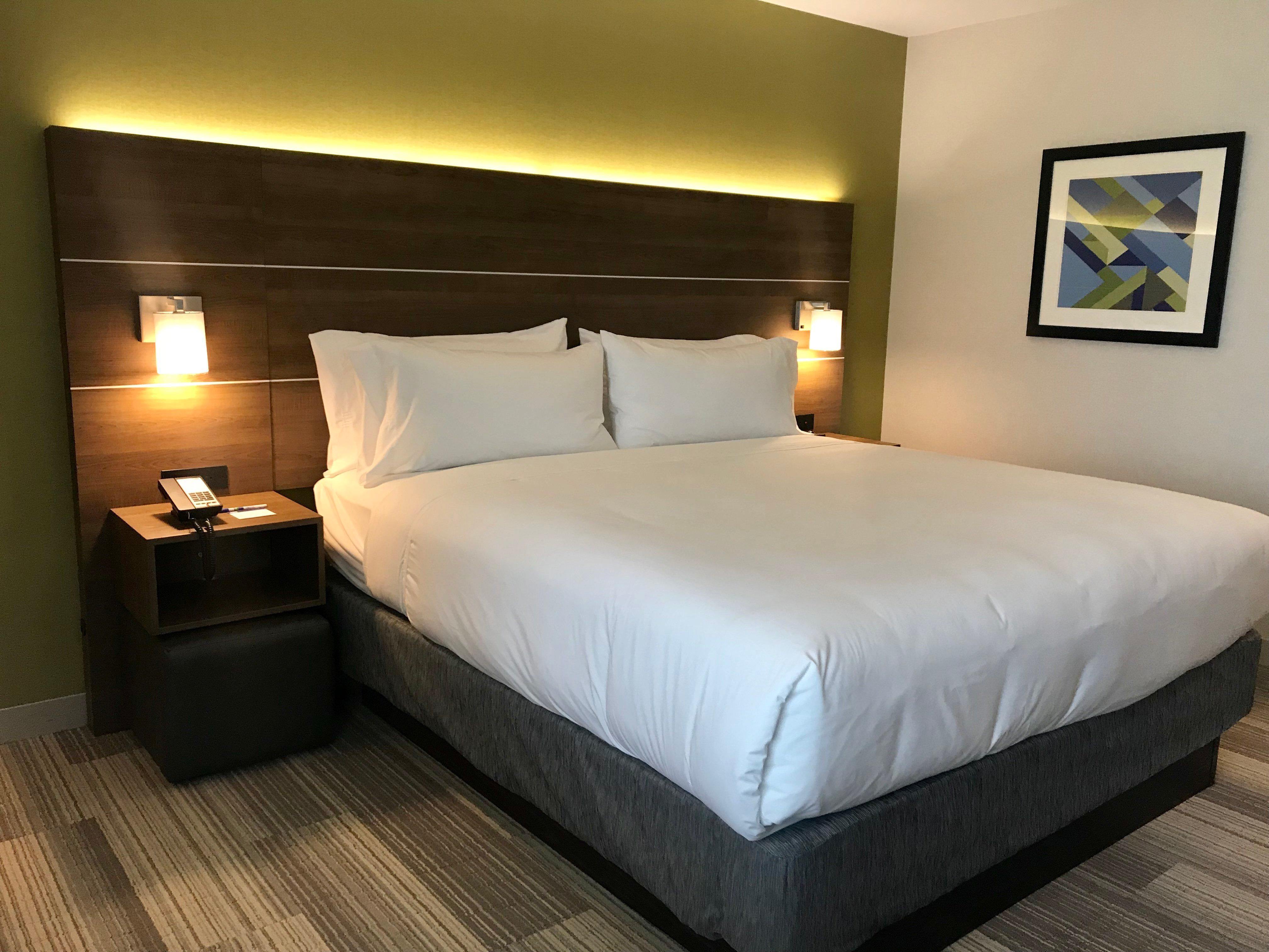 Holiday Inn Express & Suites Pasadena - Los Angeles By Ihg מראה חיצוני תמונה