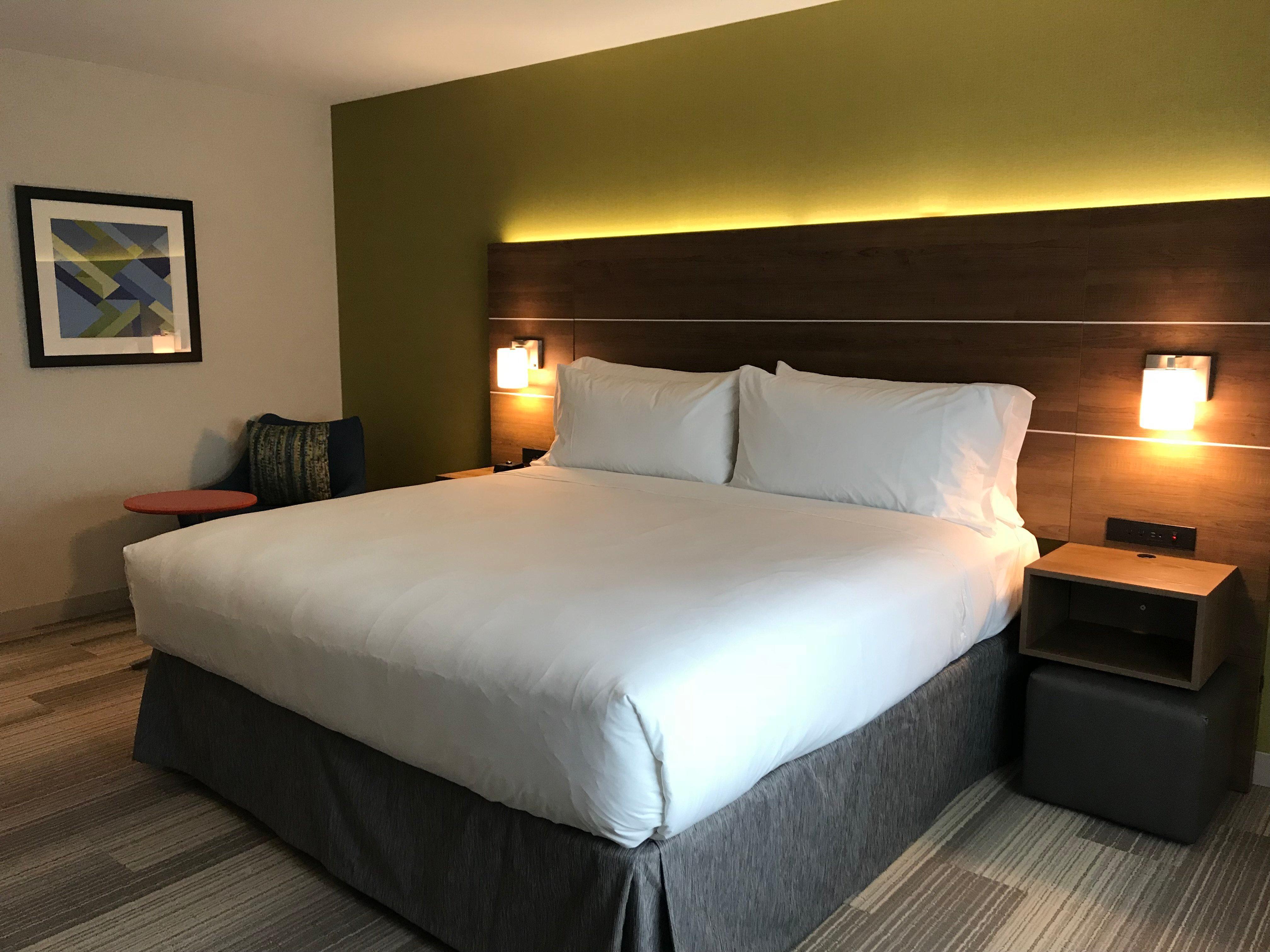 Holiday Inn Express & Suites Pasadena - Los Angeles By Ihg מראה חיצוני תמונה