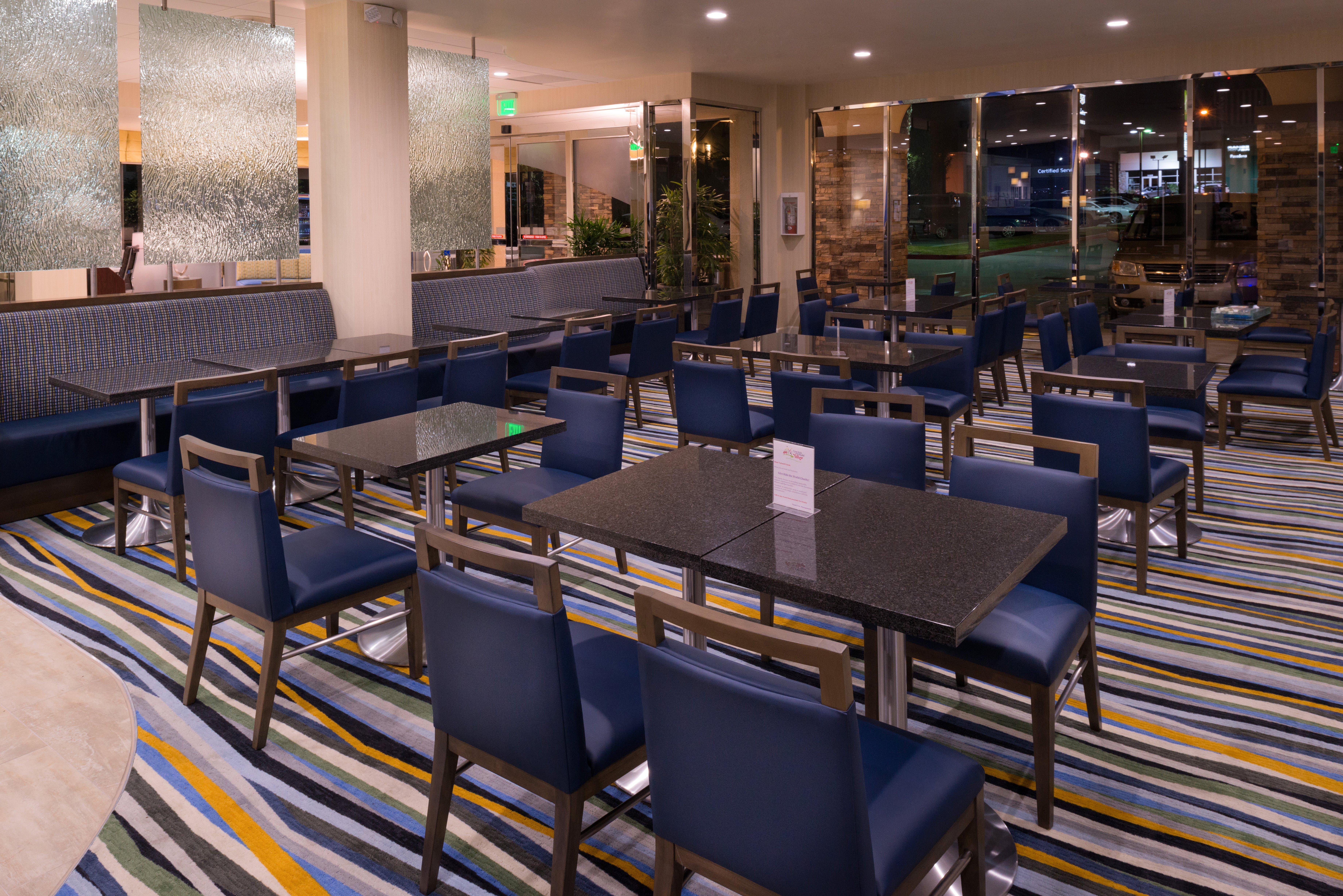 Holiday Inn Express & Suites Pasadena - Los Angeles By Ihg מראה חיצוני תמונה