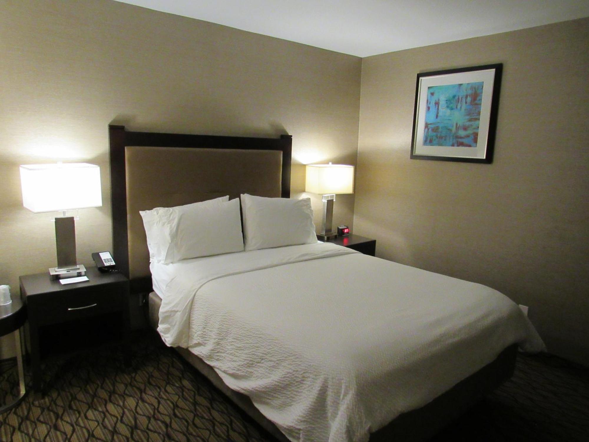 Holiday Inn Express & Suites Pasadena - Los Angeles By Ihg מראה חיצוני תמונה